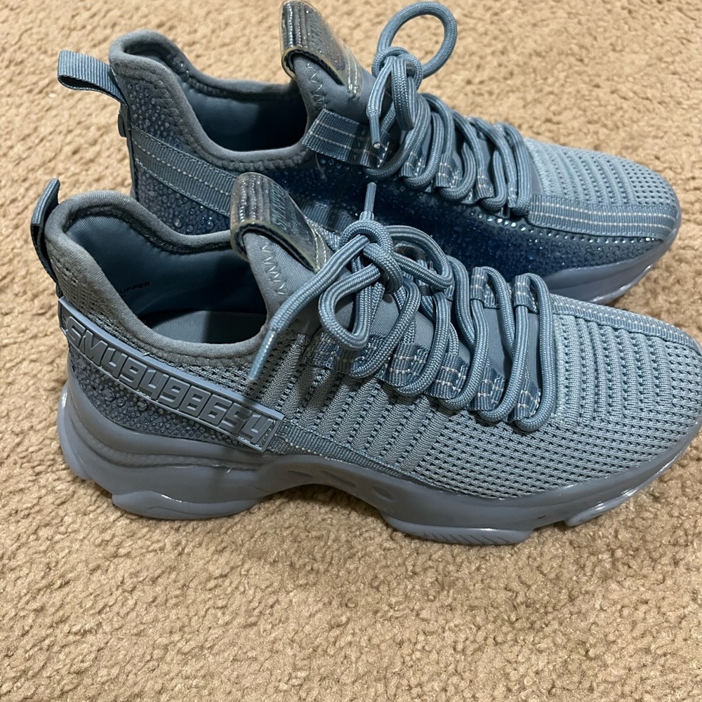 Maxima Light Blue Fabric Detail